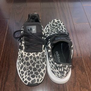Adidas Womens Sneaker